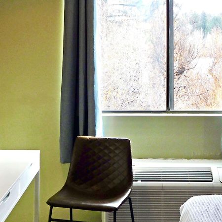 Travelodge By Wyndham Big Bear Lake Ca Ngoại thất bức ảnh