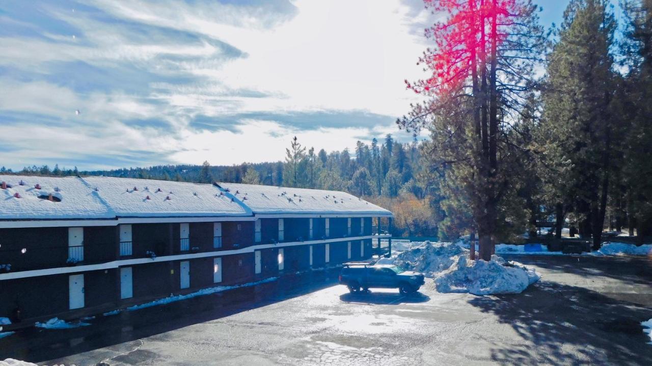 Travelodge By Wyndham Big Bear Lake Ca Ngoại thất bức ảnh
